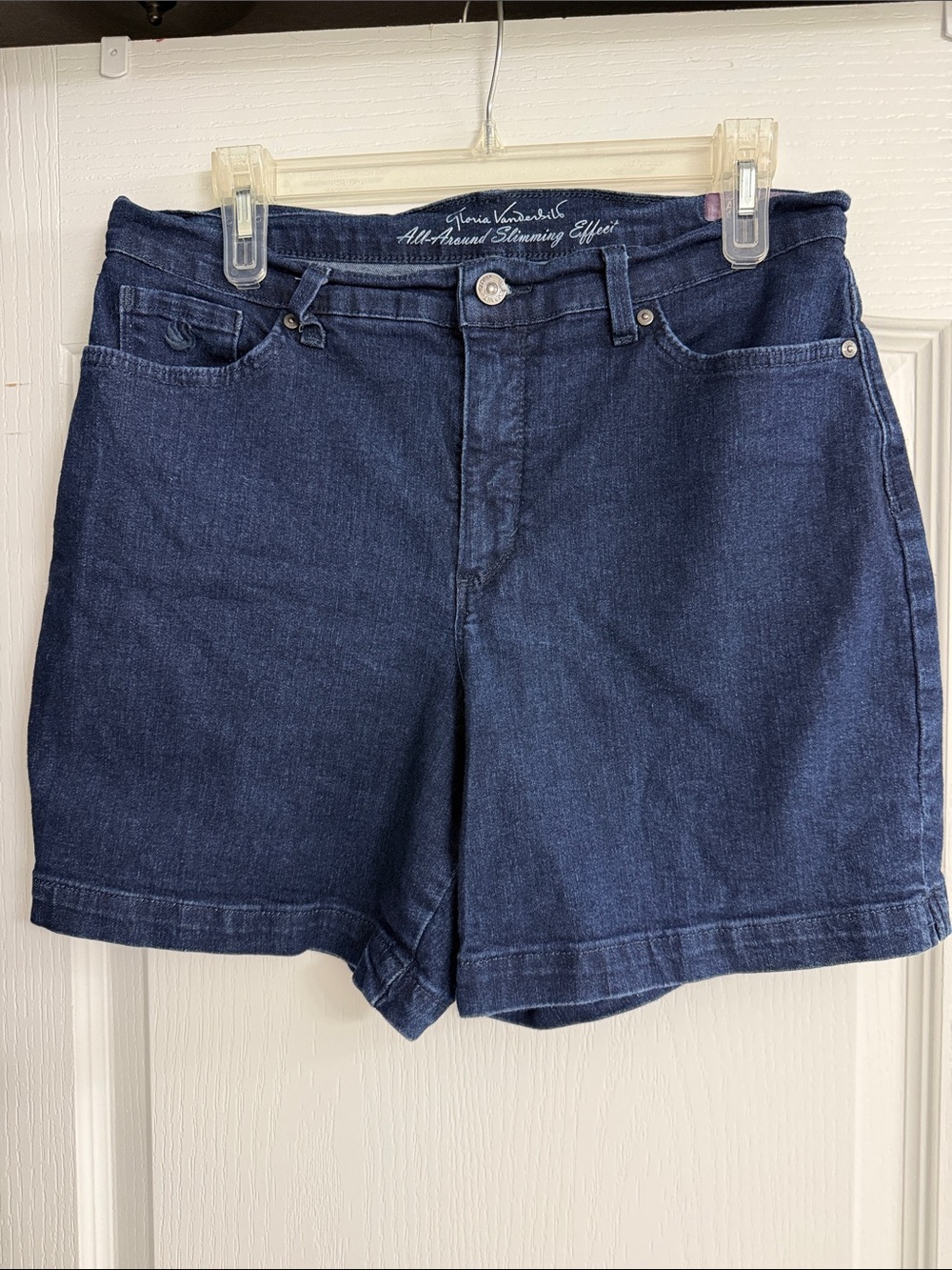 Gloria Vanderbilt Navy Blue Denim Shorts - All‑Around Slimming